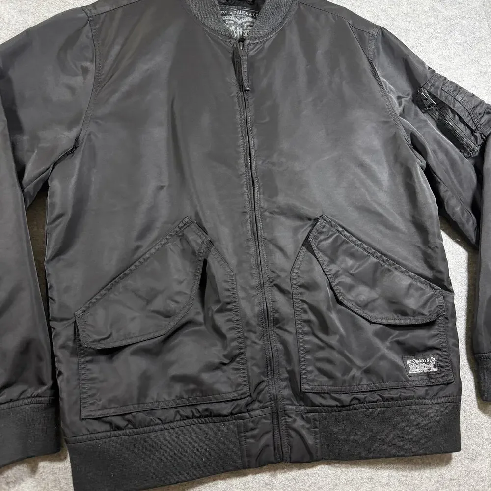 Levi's MA-1 Bomber Jacket Mens M Black Heavyweight Military Flight Zip Front
